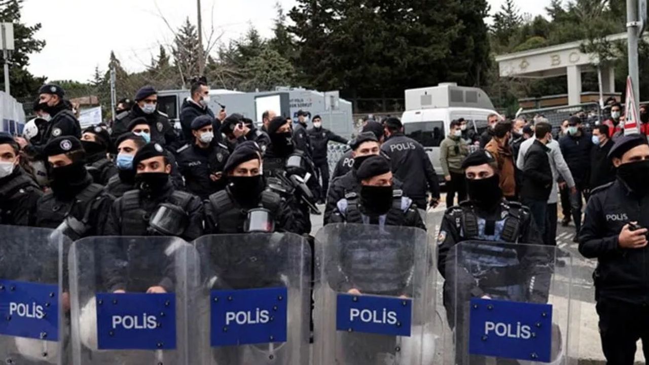 'Boğaziçi'nde tutuklanan öğrenciler cezaevinde tartaklandı'