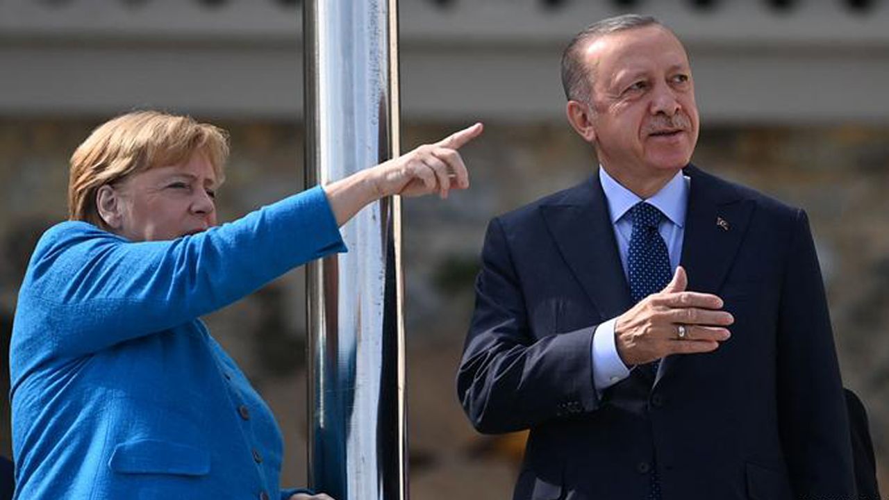 Merkel'den Erdoğan sorusuna yanıt