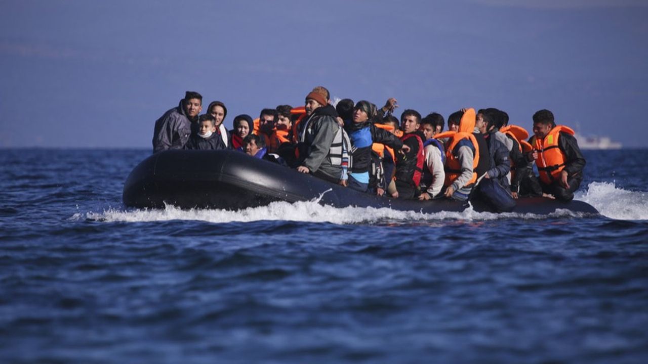 Yunanistan basını: Türkiye'den yeni göç rotası İtalya