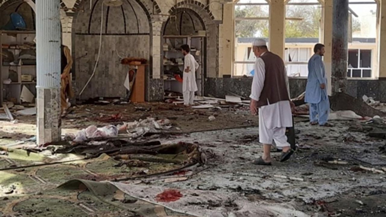 Afganistan'da Şii camisinde patlama: 50 kişi hayatını kaybetti