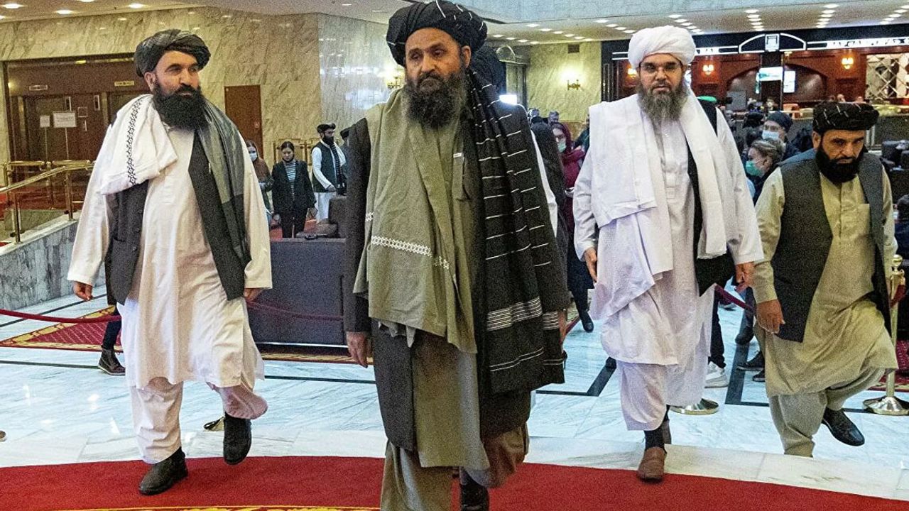 "Taliban heyetindeki 31 kişiden 18'i terör listesinde"