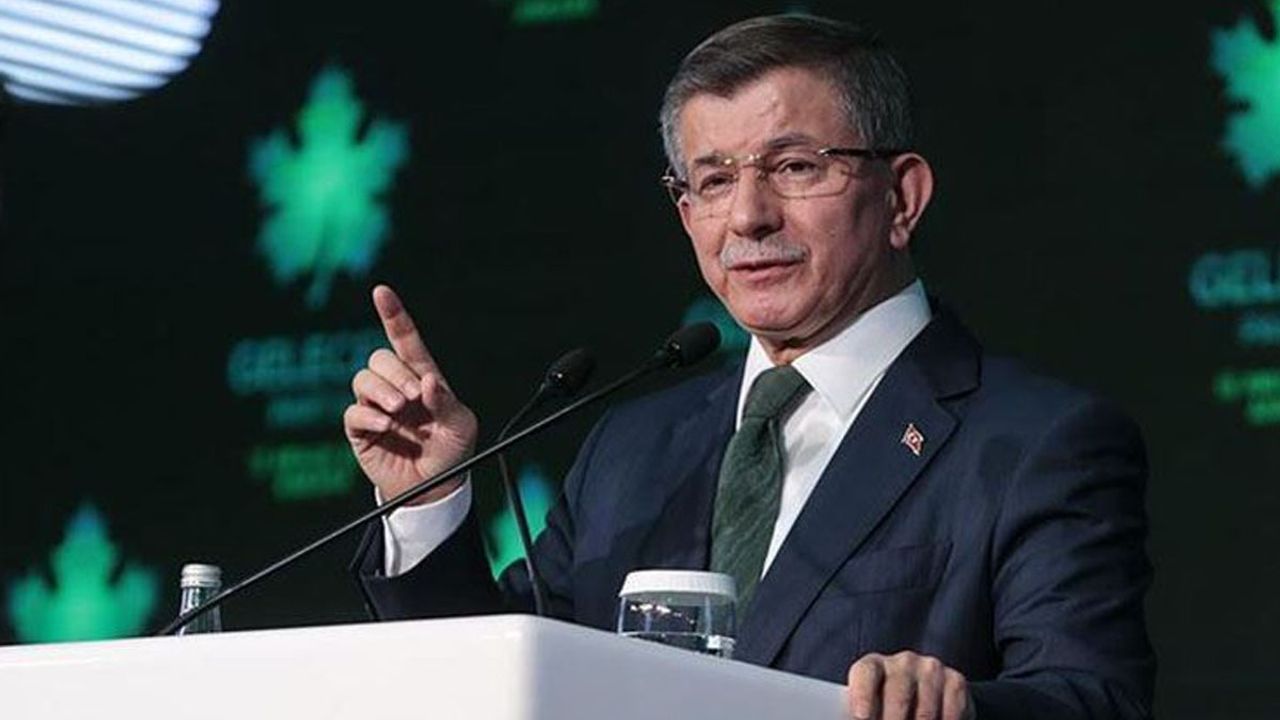 Davutoğlu: Maliye Bakanı fiilen şu an görevde değil