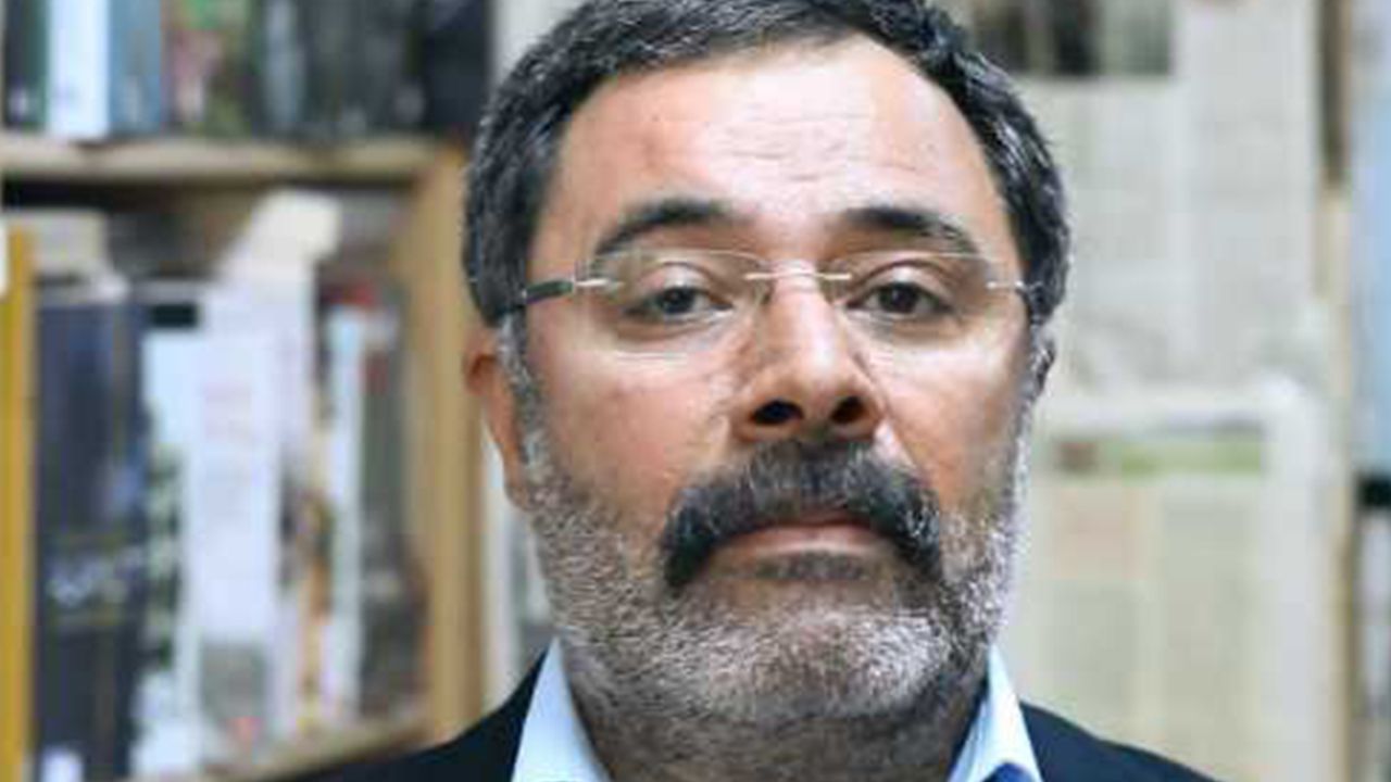 Ahmet Ümit'ten, Orhan Pamuk'a soruşturma açılmasına tepki