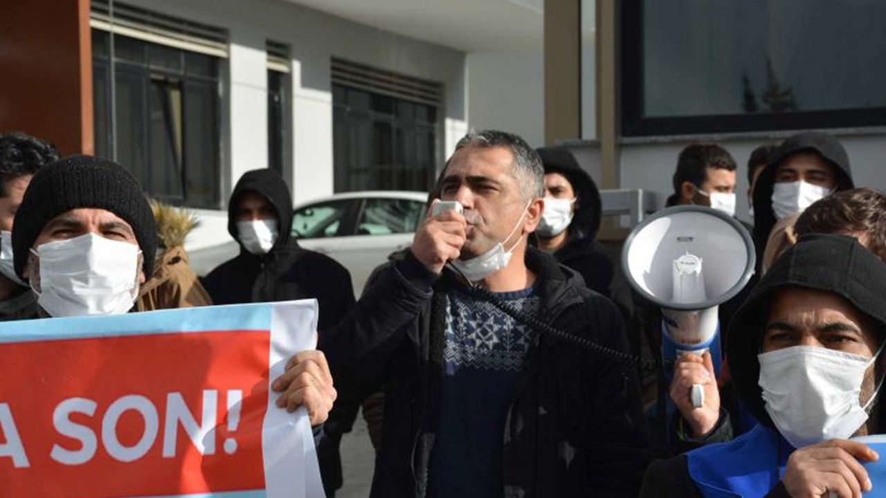 DİSK/Tekstil Mehmet Türkmen'i görevden aldı, Özak Tekstil işçileri tepki gösterdi