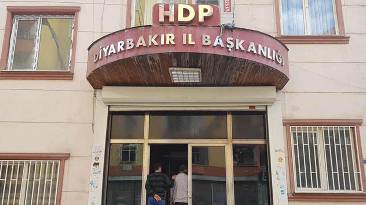 HDP Diyarbakır'da yeni eş başkanlar belli oldu