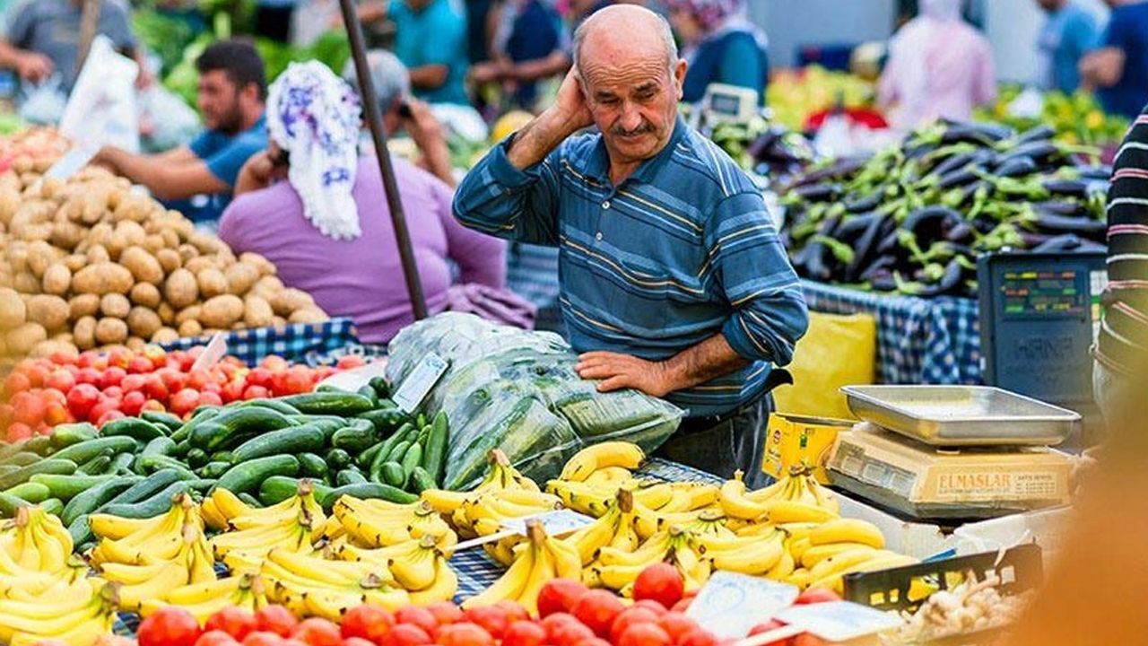 Metropoll anketi: Halkın yarısından fazlası sağlıklı yaşam için yeterli düzeyde beslenemediğini söylüyor