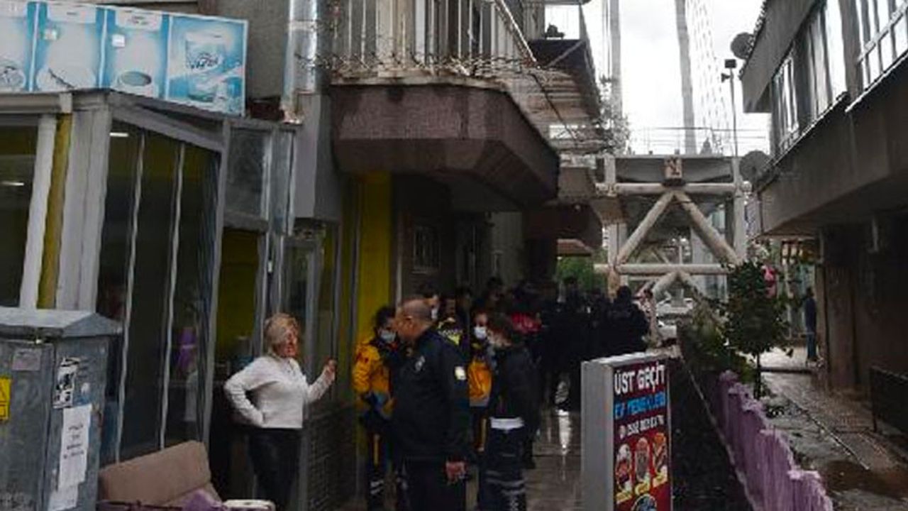 Antalya'da tarikat yurdunda aşçı, öğrenciyi boğazını keserek öldürdü