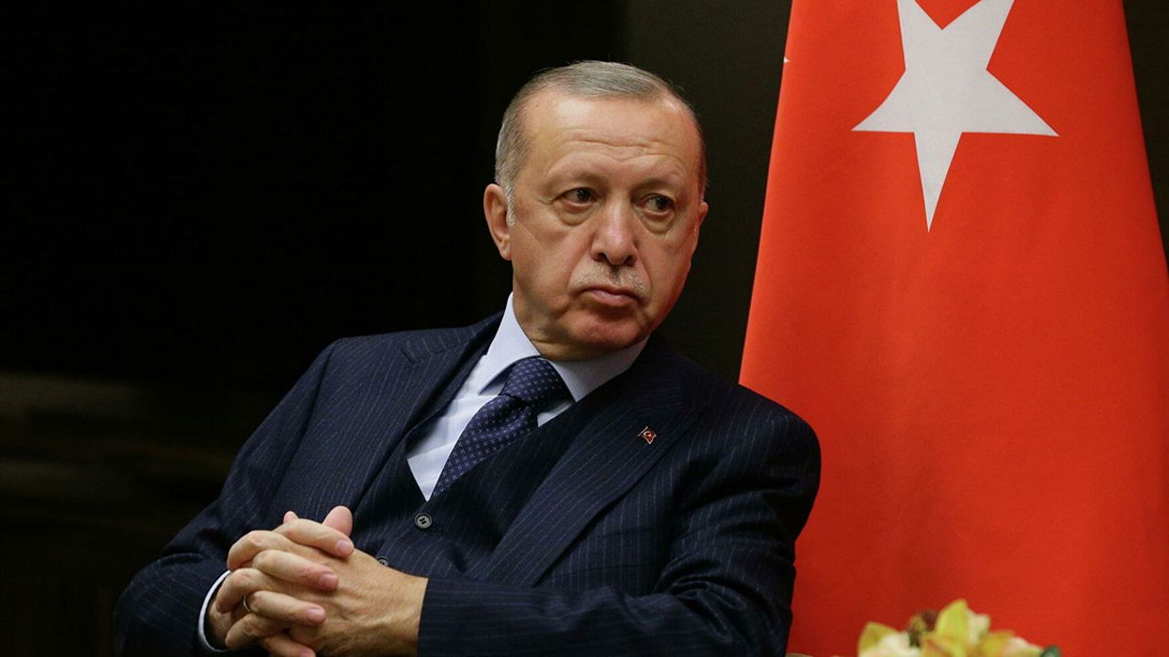 MetroPOLL'ün son anketi: Seçmenin yüzde 54’ü Erdoğan'ın tarzını onaylamıyor