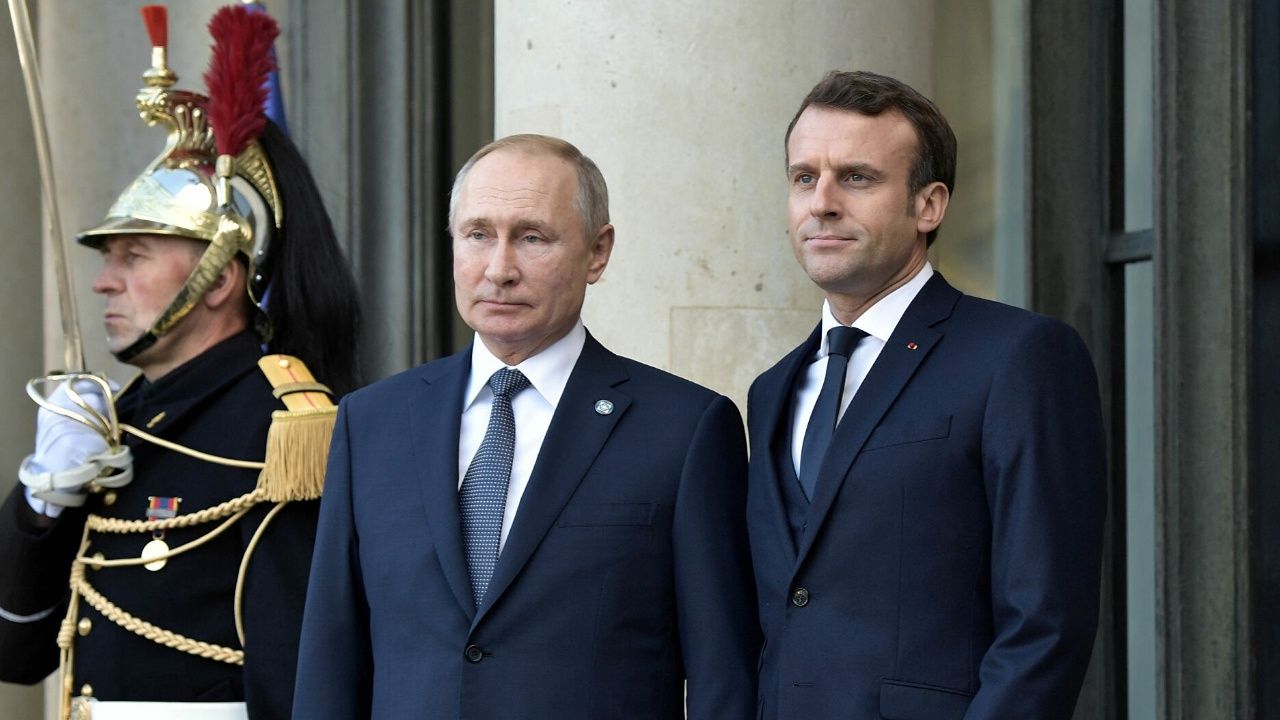Macron: Rusya'ya silah satışı uluslararası hukuka uygun