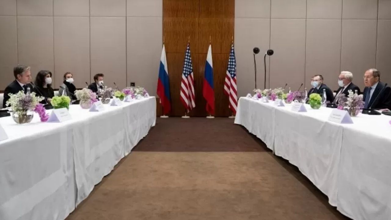 ABD ve Rusya dışişleri bakanları Ukrayna'yı görüştü