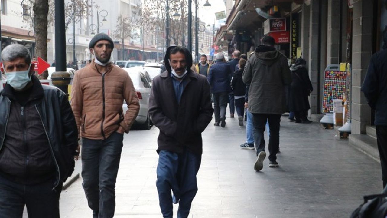 TÜİK'in araştırmasında en mutsuz kent Diyarbakır: Peki neden?
