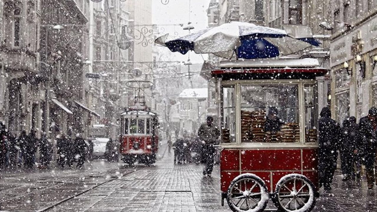 İstanbul için yeni 'kar' uyarısı: Bu gece ve yarın tedbir gerekiyor