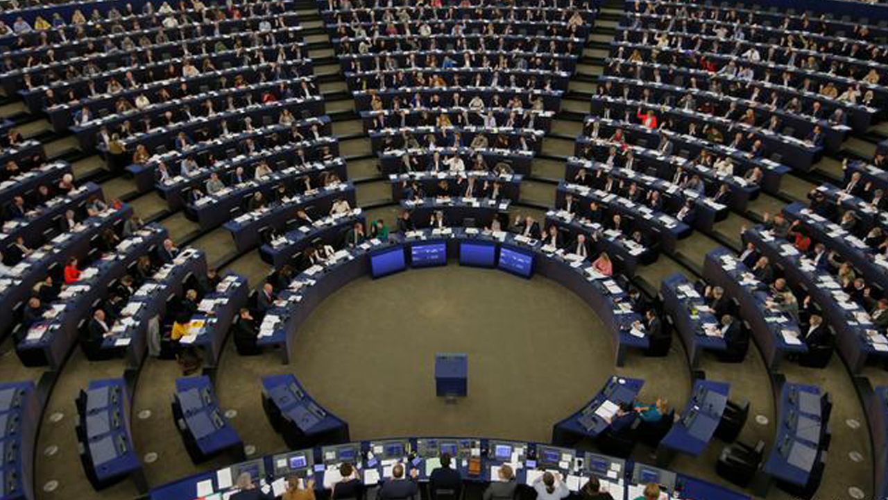 Avrupa Parlamentosu, Türkiye'yi "istikrarsızlık kaynağı" olarak tanımladı
