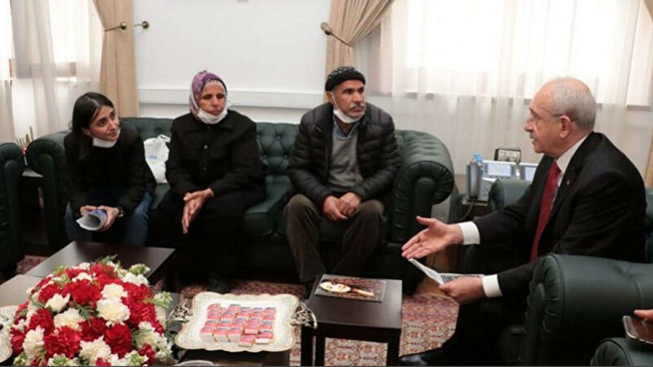 Kılıçdaroğlu, Gülistan Doku'nun ailesi ile görüştü