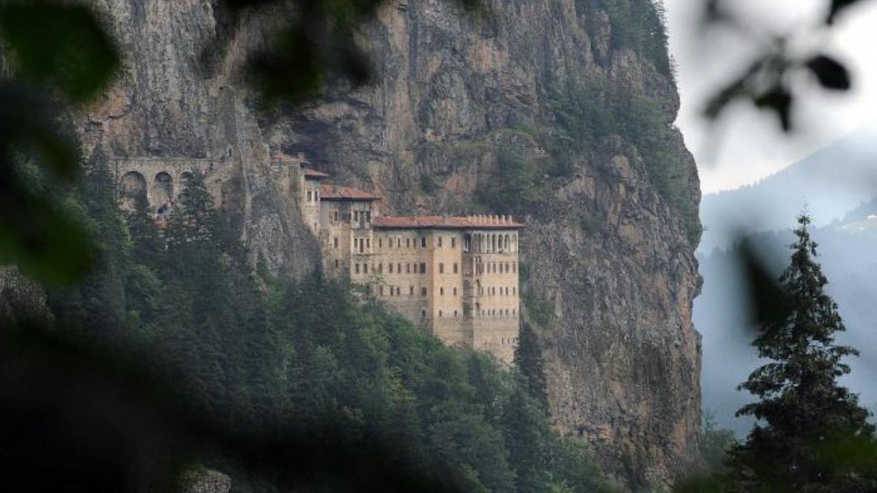 Yunanistan'dan Türkiye'ye Sümela Manastırı tepkisi