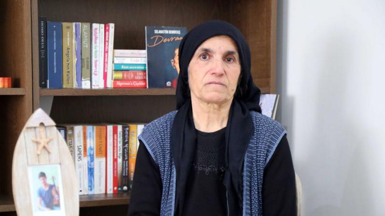 Anne Kurkut: Newroz ateşi yakıldığında Kemal'i unutmayın