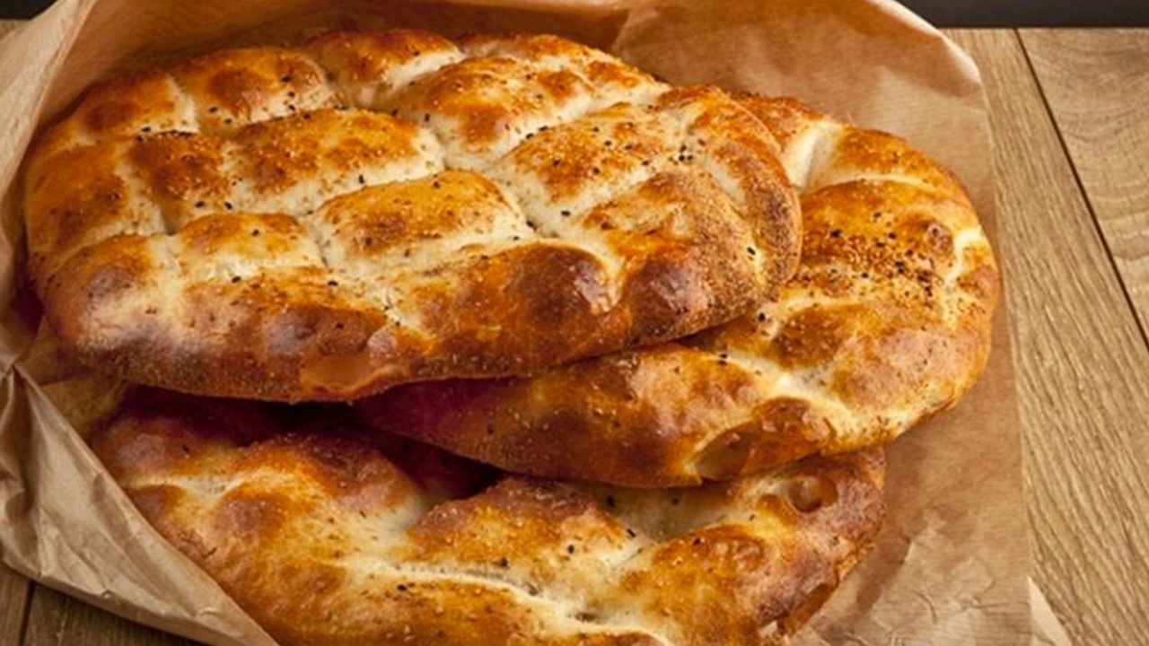 İBB Başkanı İmamoğlu: Halk Ekmek'te Ramazan pidesi 3 liradan satılacak