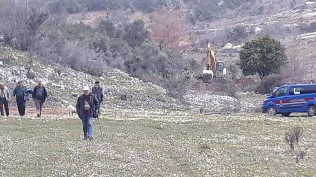 Termik santral yapmak için zeytin ağaçlarını kesmeye geldiler, İkizköy halkı: Herkesi desteğe çağırıyoruz