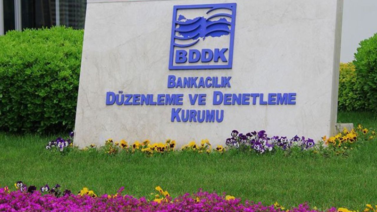Bankalar yeni kredileri durdurmuştu; BDDK, dört büyük denetim şirketinin komiteleriyle görüştü