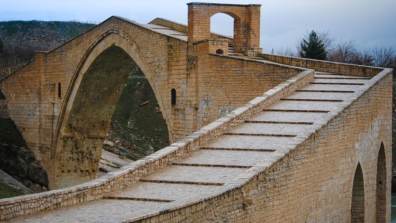 Tarihin İzlerini Taşıyan Diyarbakır'da Nereye Gidilir?