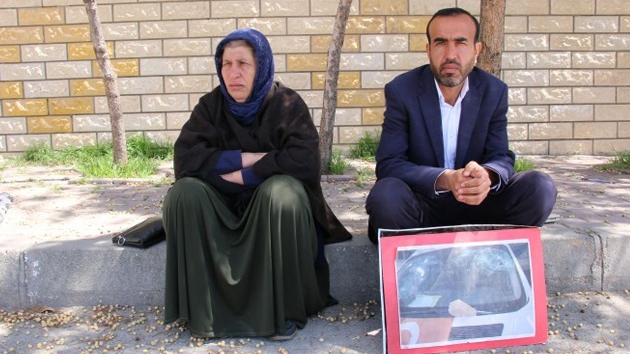 Emine Şenyaşar adliye önünde: Burası evim oldu