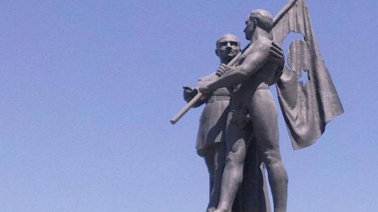 Malatya'da çıplak heykel krizi yeniden hortladı
