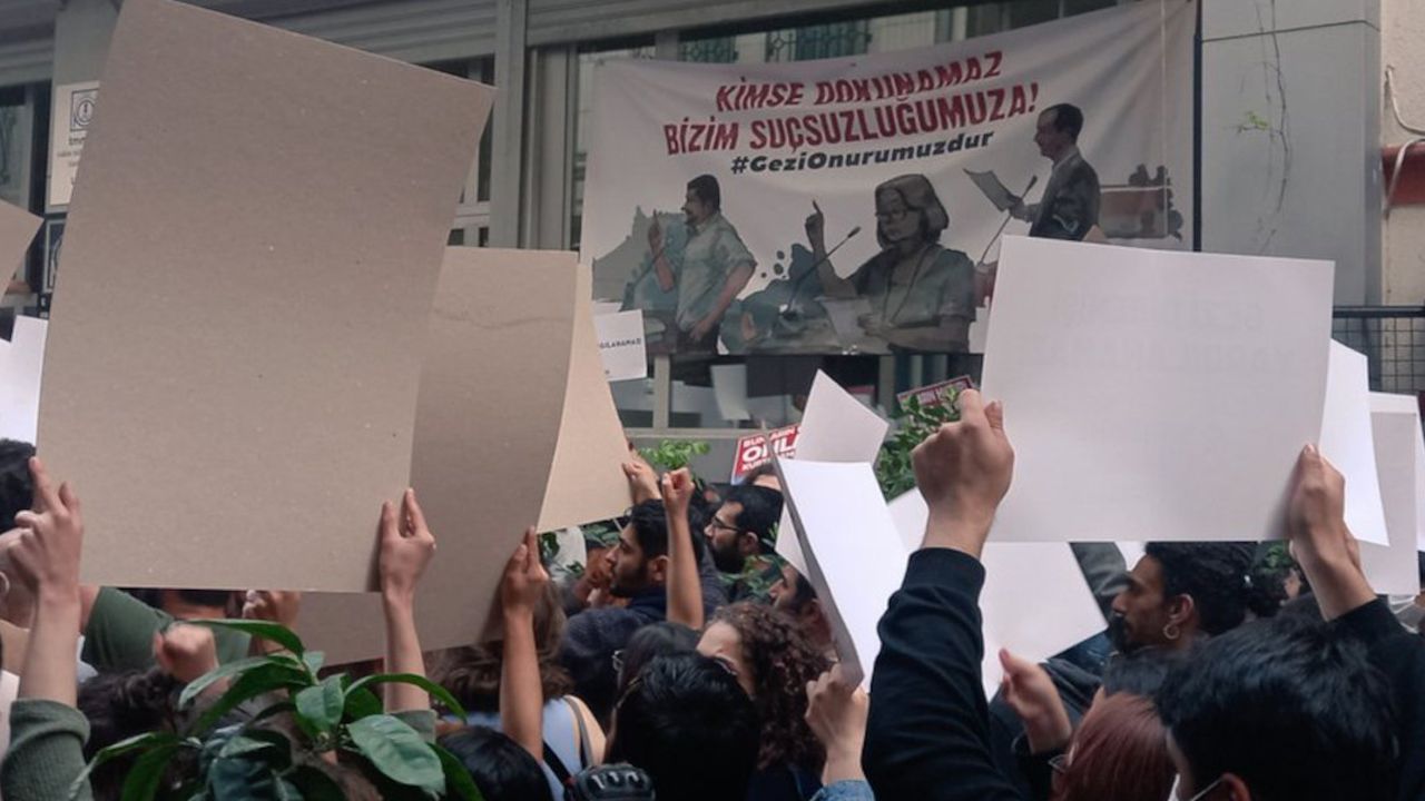 Taksim Dayanışması Adalet Nöbeti'ne başladı