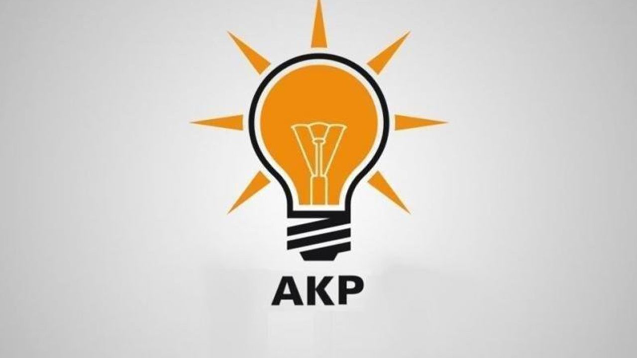 Kaymakamlığa 'maddi yardım' başvurusunda bulundu, AKP'ye üye yapıldı