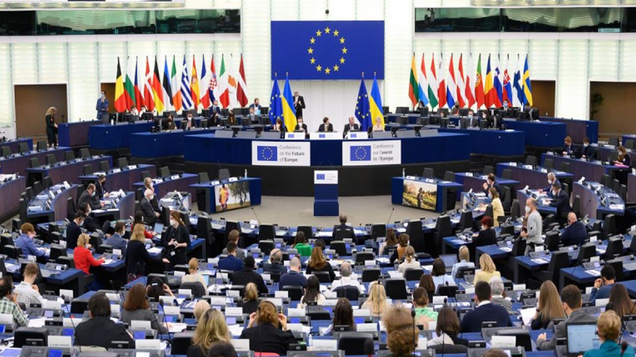 Avrupa Parlamentosu: Kavala mahkumiyetiyle Türkiye'ye AB kapısı kapandı
