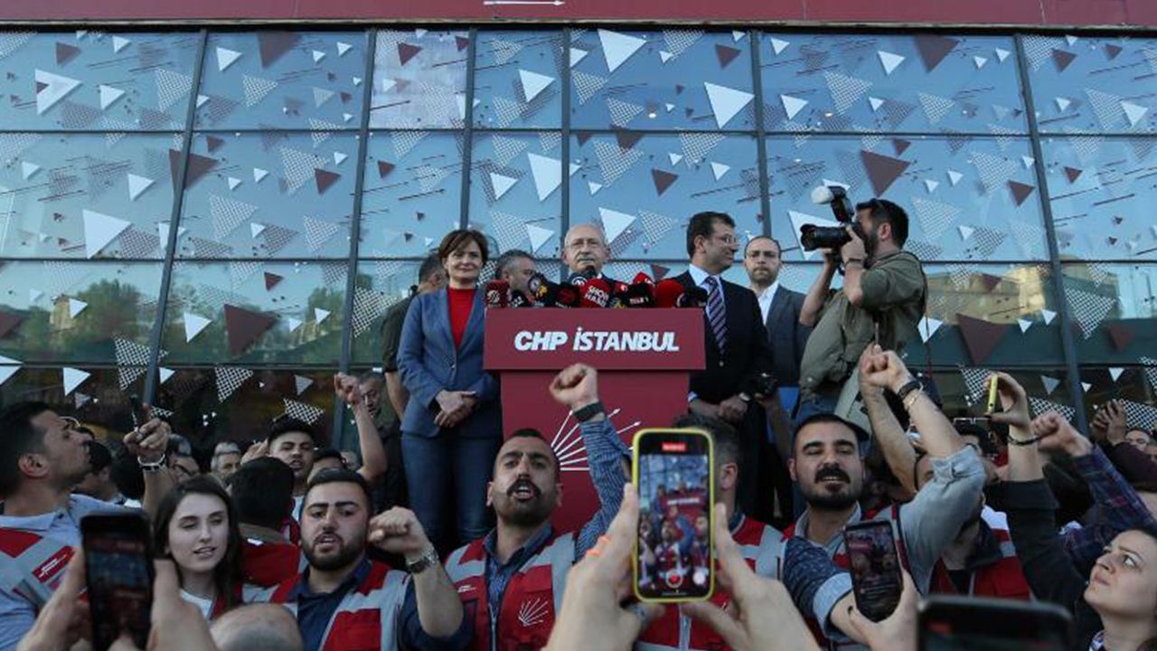 CHP MYK, İstanbul'da olağanüstü toplandı