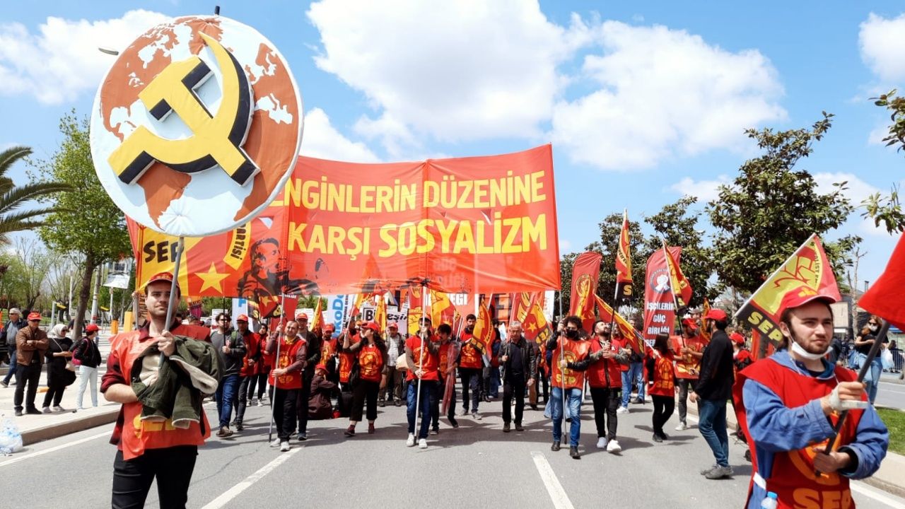 İstanbul'da 1 Mayıs: Gezi bütün ülkenin yüz akıdır