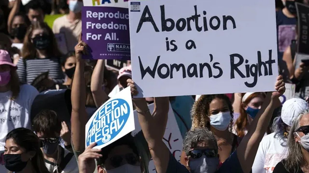 ABD'de "Roe-Wade kararı" iptal edildi: Kürtaj artık anayasal hak değil