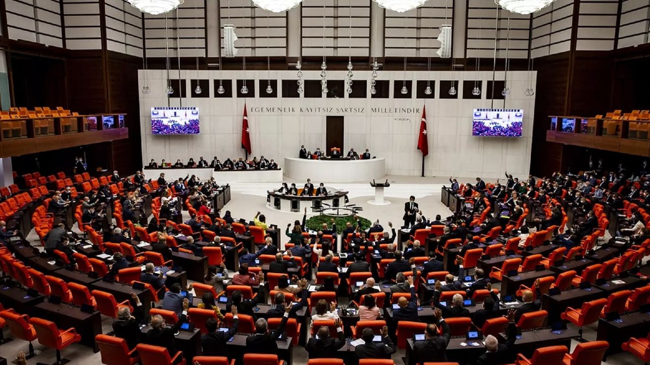 MHP'li başkanı tutuklayan hakim ve savcının sürgün edilmesi Meclis'e taşındı