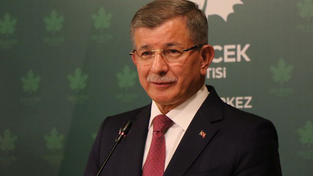 Davutoğlu: 2016'da Alevi açılımını Erdoğan engelledi, 'onaylamam' dedi