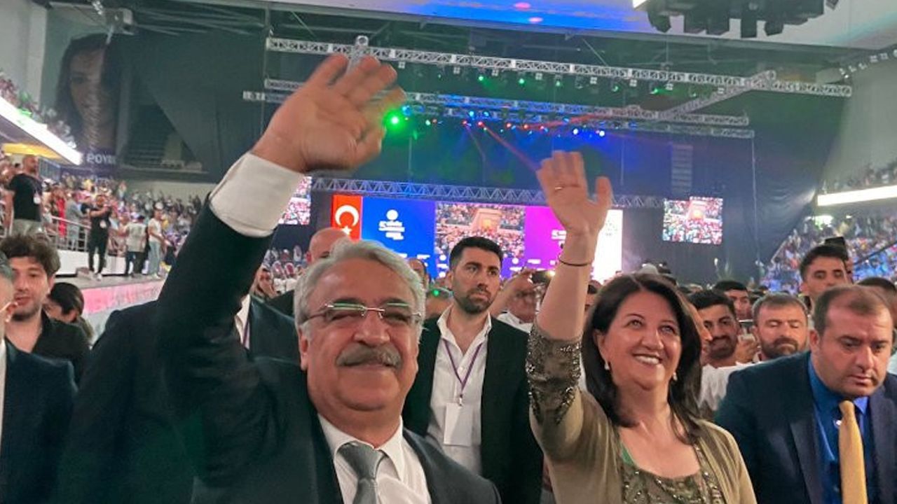 HDP'de olağan kongre: Pervin Buldan ve Mithat Sancar yeniden seçildi