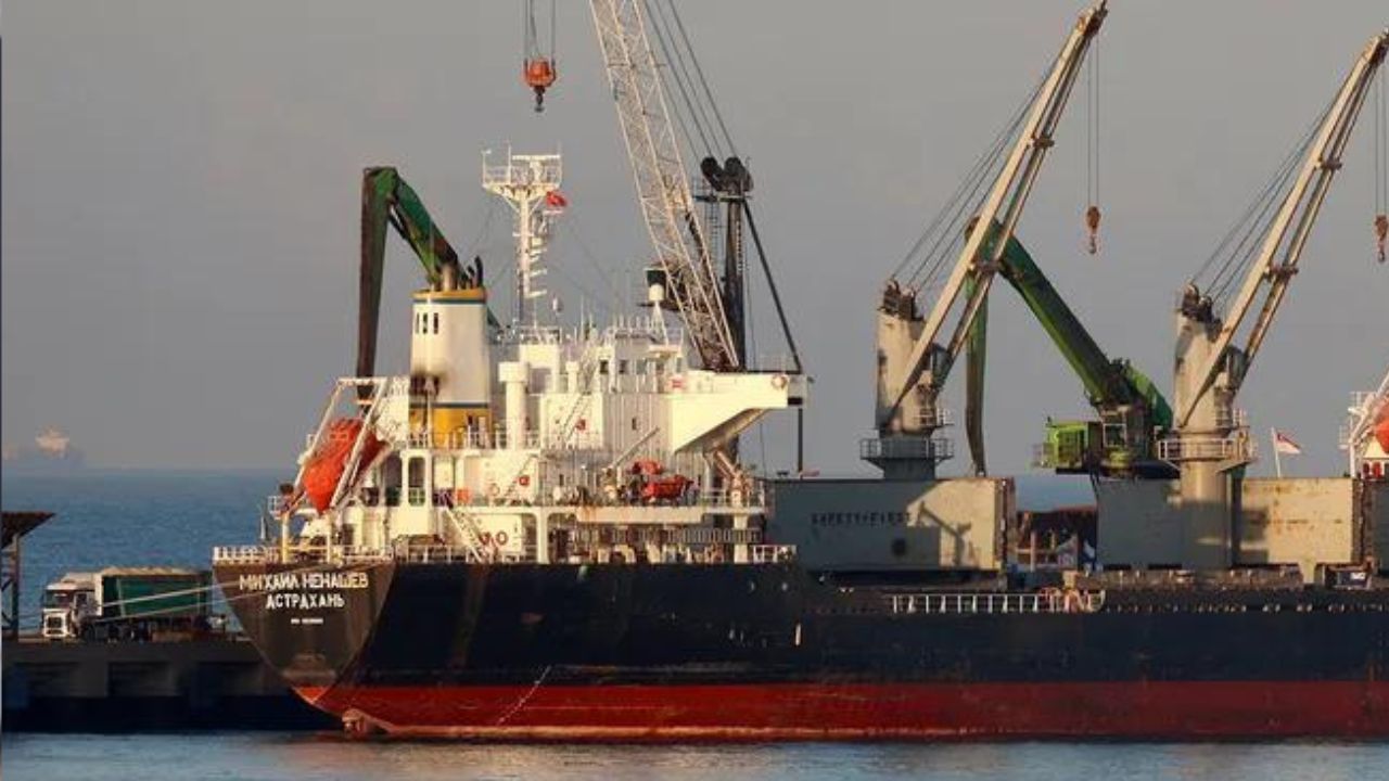 Hindistan Rus gemisine yakıt anlaşmazlığı nedeniyle el koydu