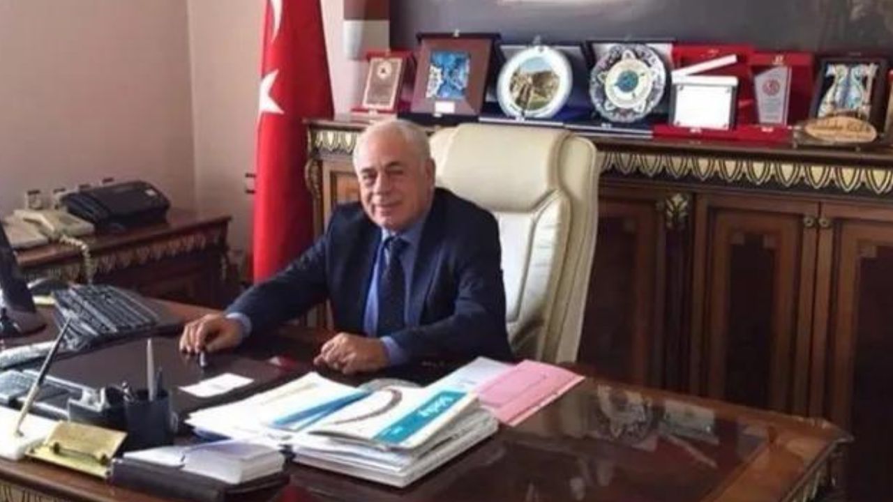 AKP’den istifa eden başkanvekili usulsüz işe alınanların listesini paylaştı