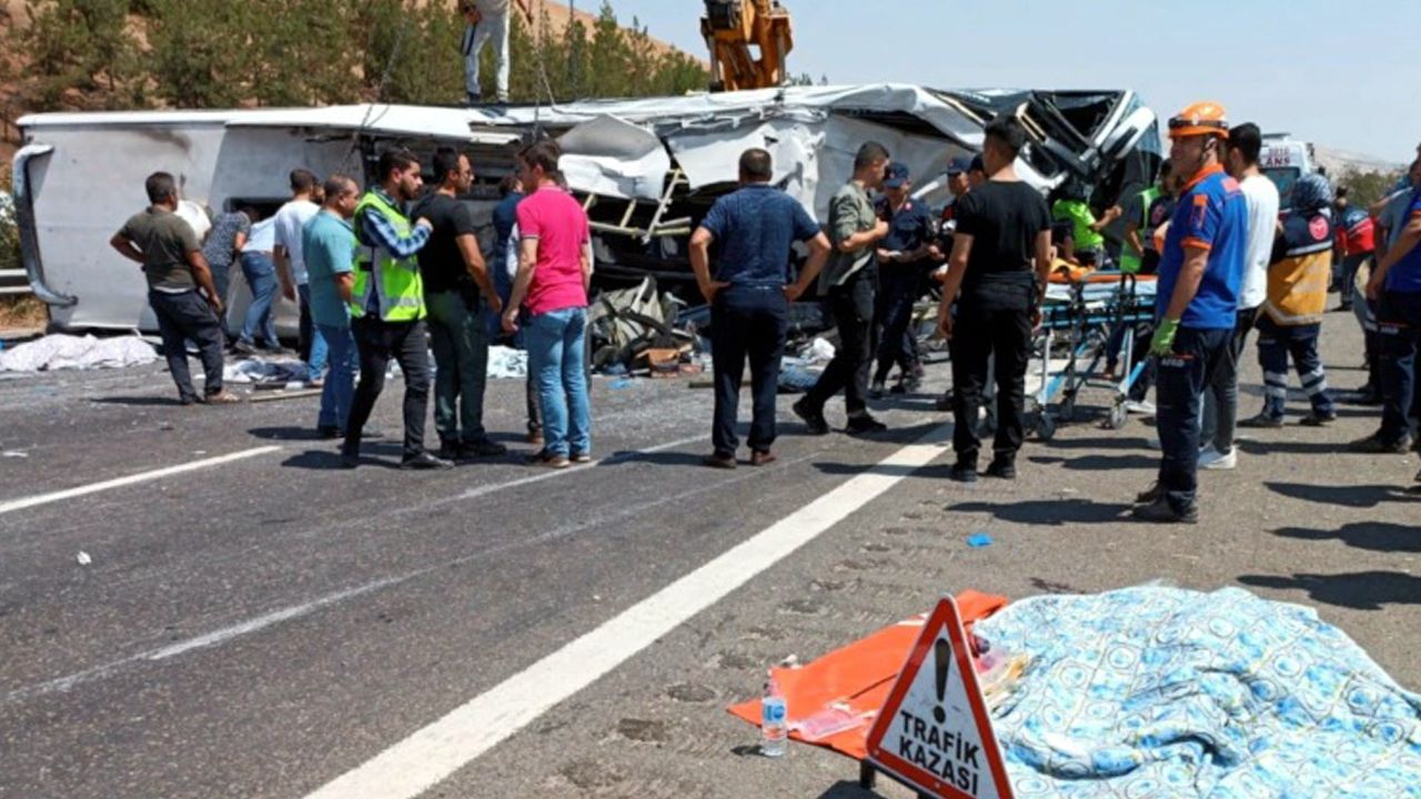 Mardin ve Antep'teki kazalara ilişkin açıklama: Yol kusurundan kaynaklı değil