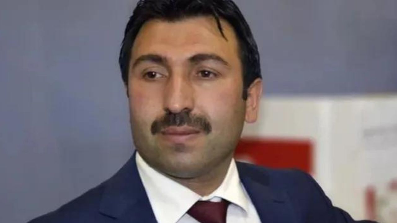 Özel görüntüleri paylaşılan AKP İlçe Başkanı istifa etti