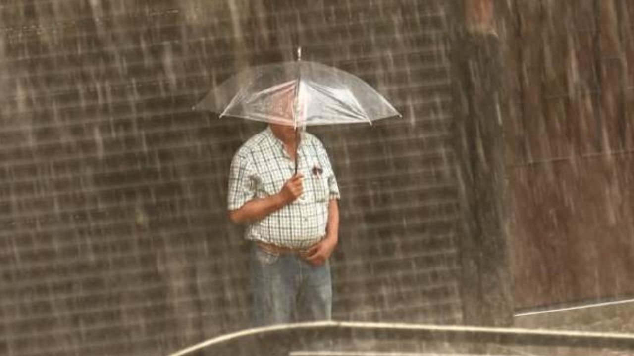 İBB: İstanbul, bu akşamdan itibaren yağmurlu havanın etkisine girecek