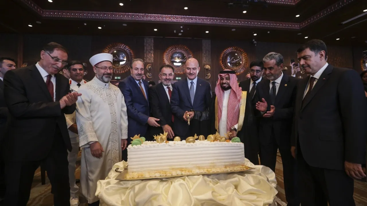 Bakan Soylu ve AKP heyeti Suudilerin Osmanlı'dan kurtuluşunu kutladı