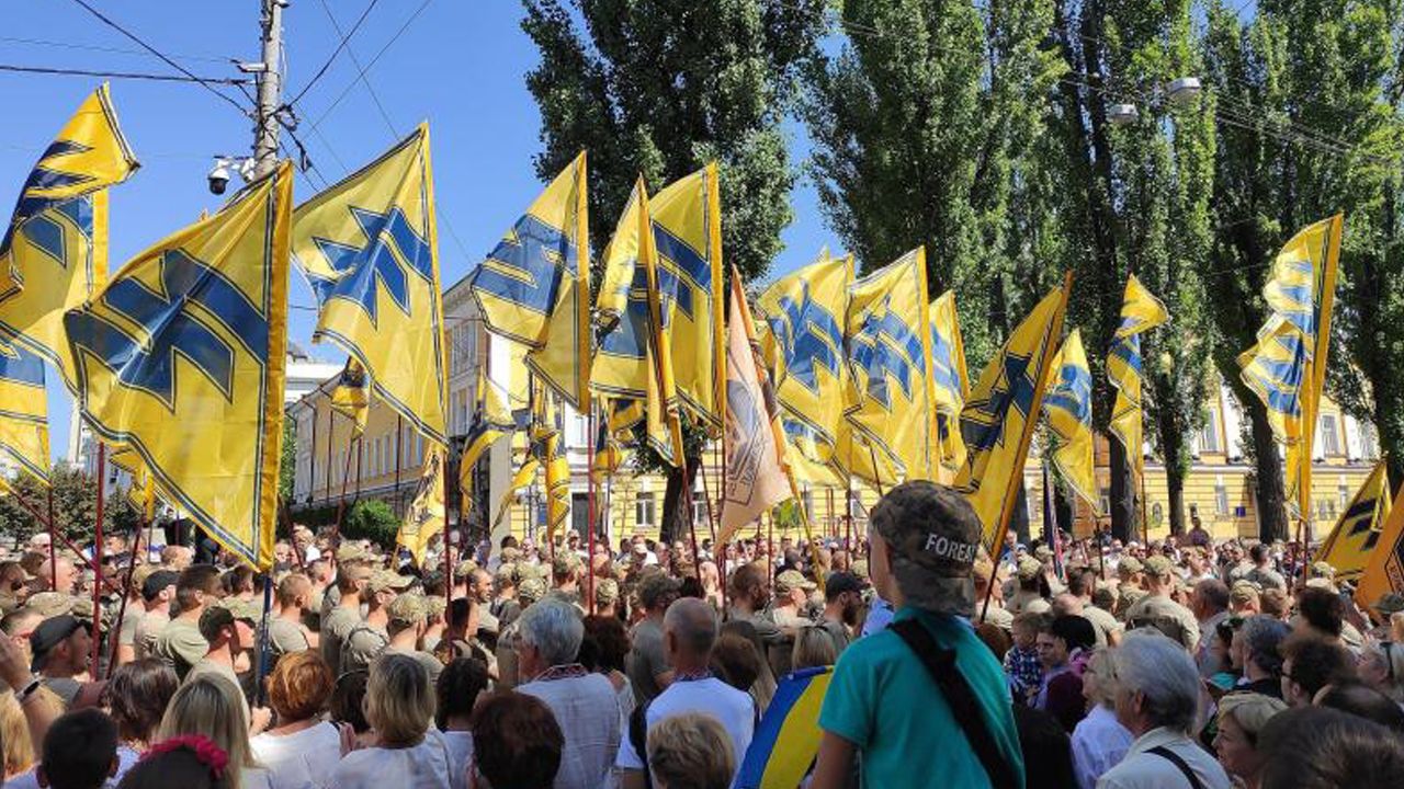 Ukraynalı Neonazi milis gücü Azov'dan 5 komutan Türkiye'de kalacak