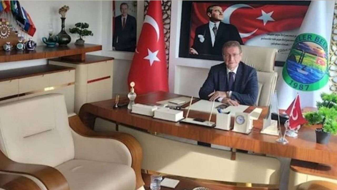 AKP’li belediyeye kayyım atandı