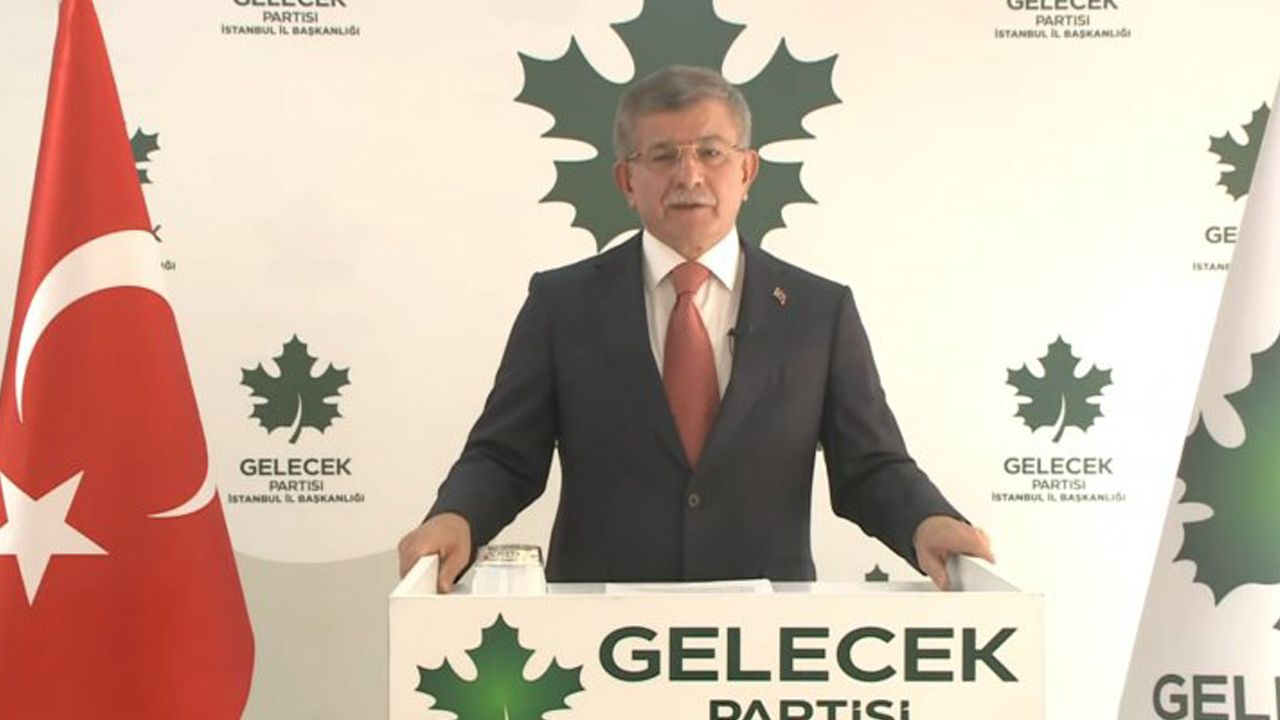 Davutoğlu: AK Parti'de kimin bakanlıktan alınacağı, kimin grup başkan vekili olacağı Bahçeli’nin iznine tabi