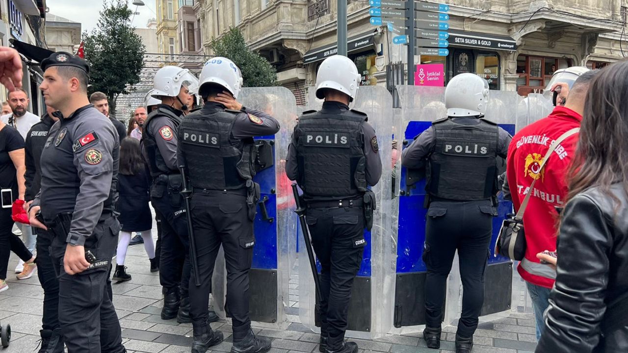 Taksim'de polis ablukası: Çok sayıda gözaltı