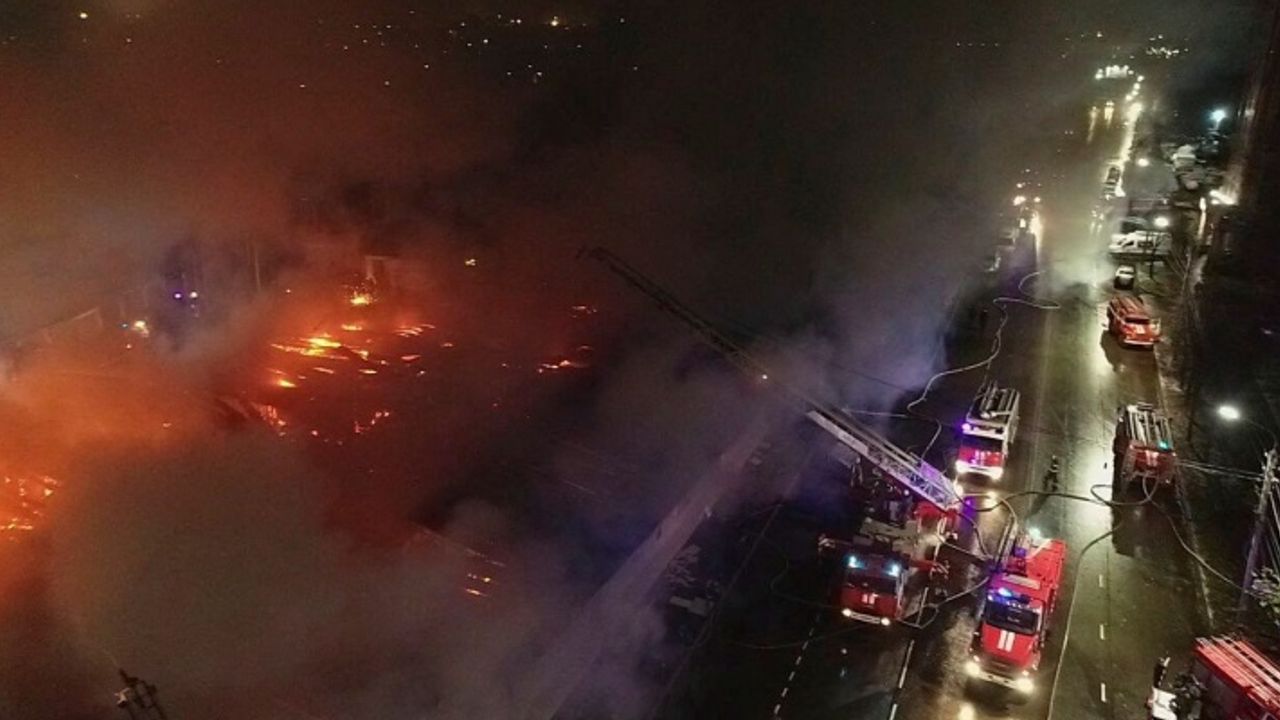 Rusya'da kafe yangını: 13 kişi hayatını kaybetti