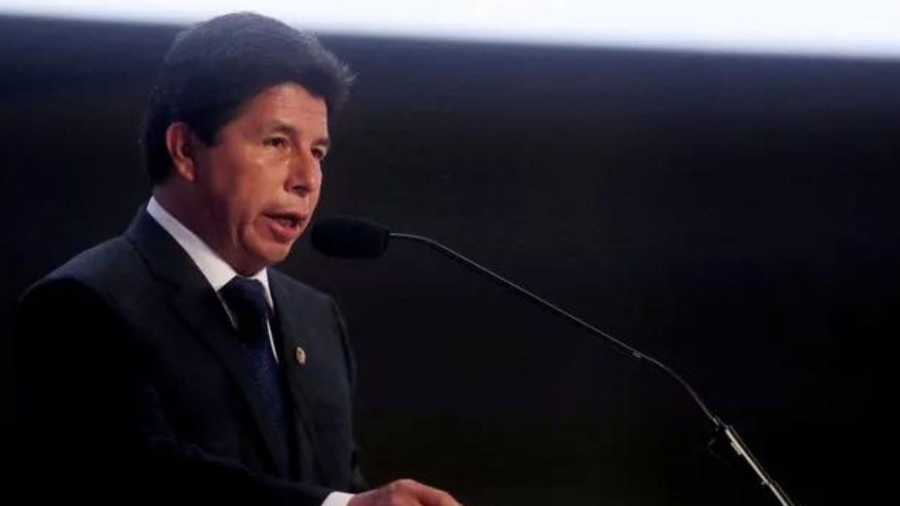 Kongreyi fesheden sosyalist Peru Cumhurbaşkanı gözaltına alındı