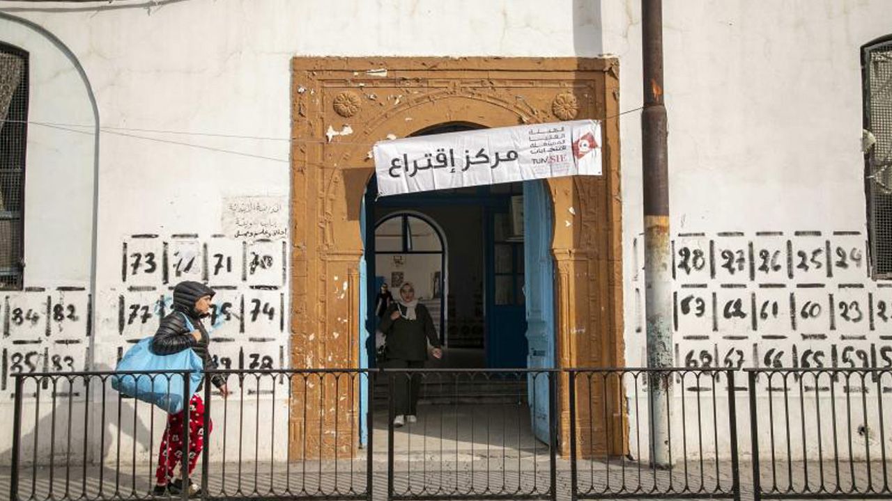 Tunus’ta Kays Said’in meşruiyeti kalmadı: Halk boykot etti
