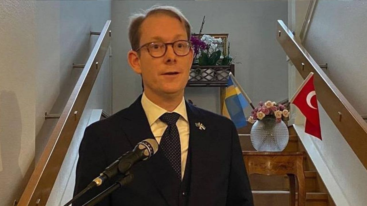 İsveç NATO üyelik sürecini 'geçici olarak' durdurdu
