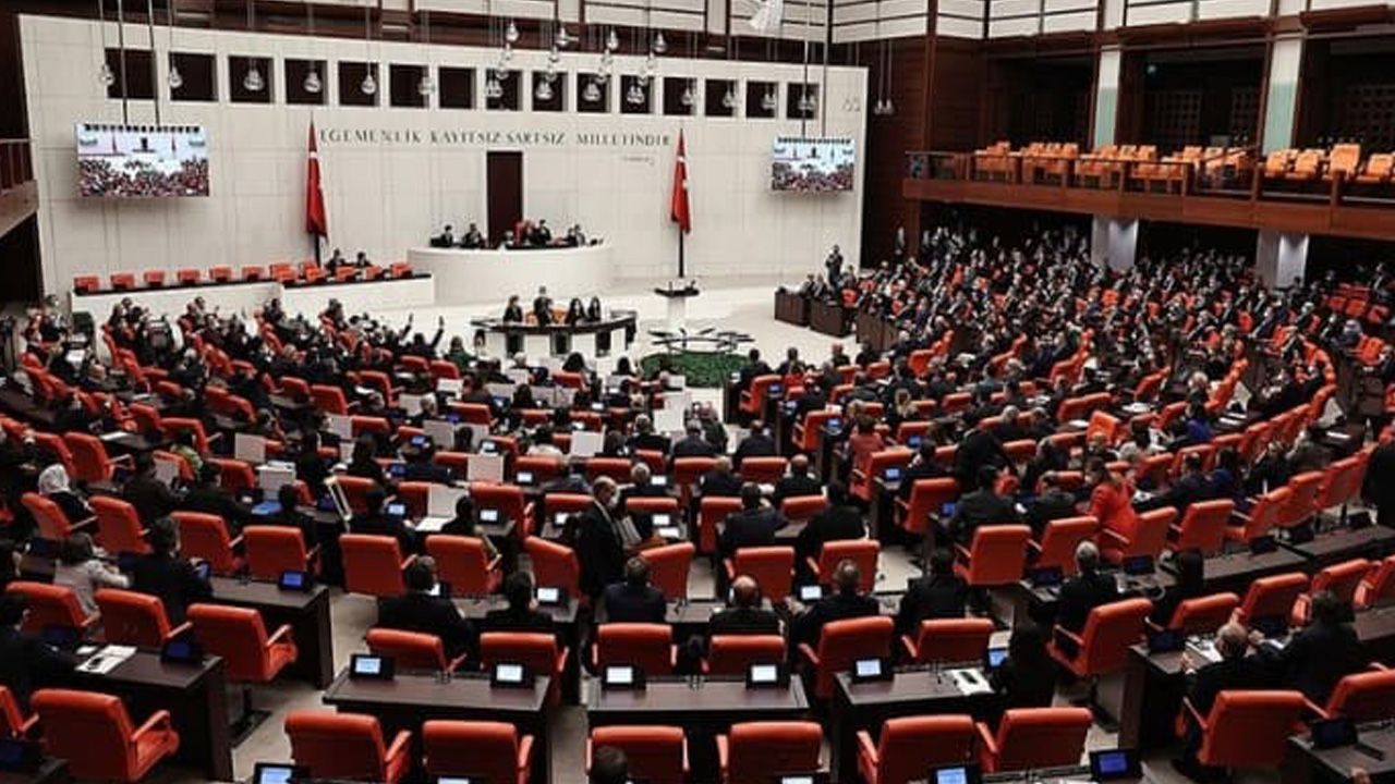 AKP-MHP’nin oylarıyla: 'Uygur Türklerinin sorunları araştırılsın' önergesine ret
